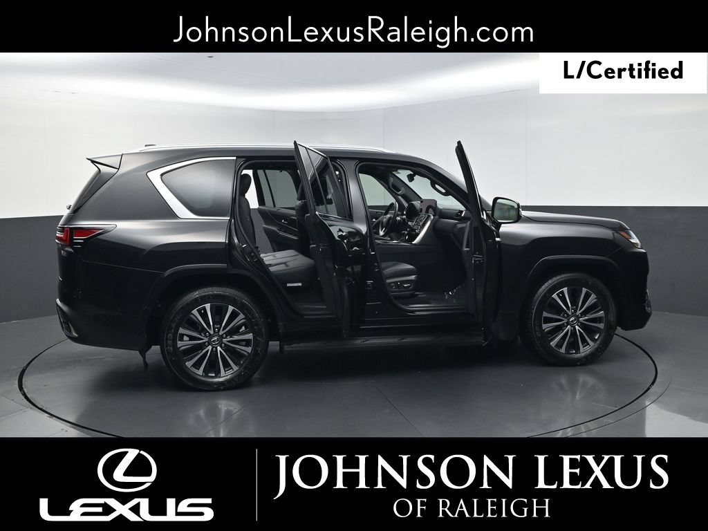 Certified 2025 Lexus LX 600 4WD w/ Interior Upgrade Package image 33