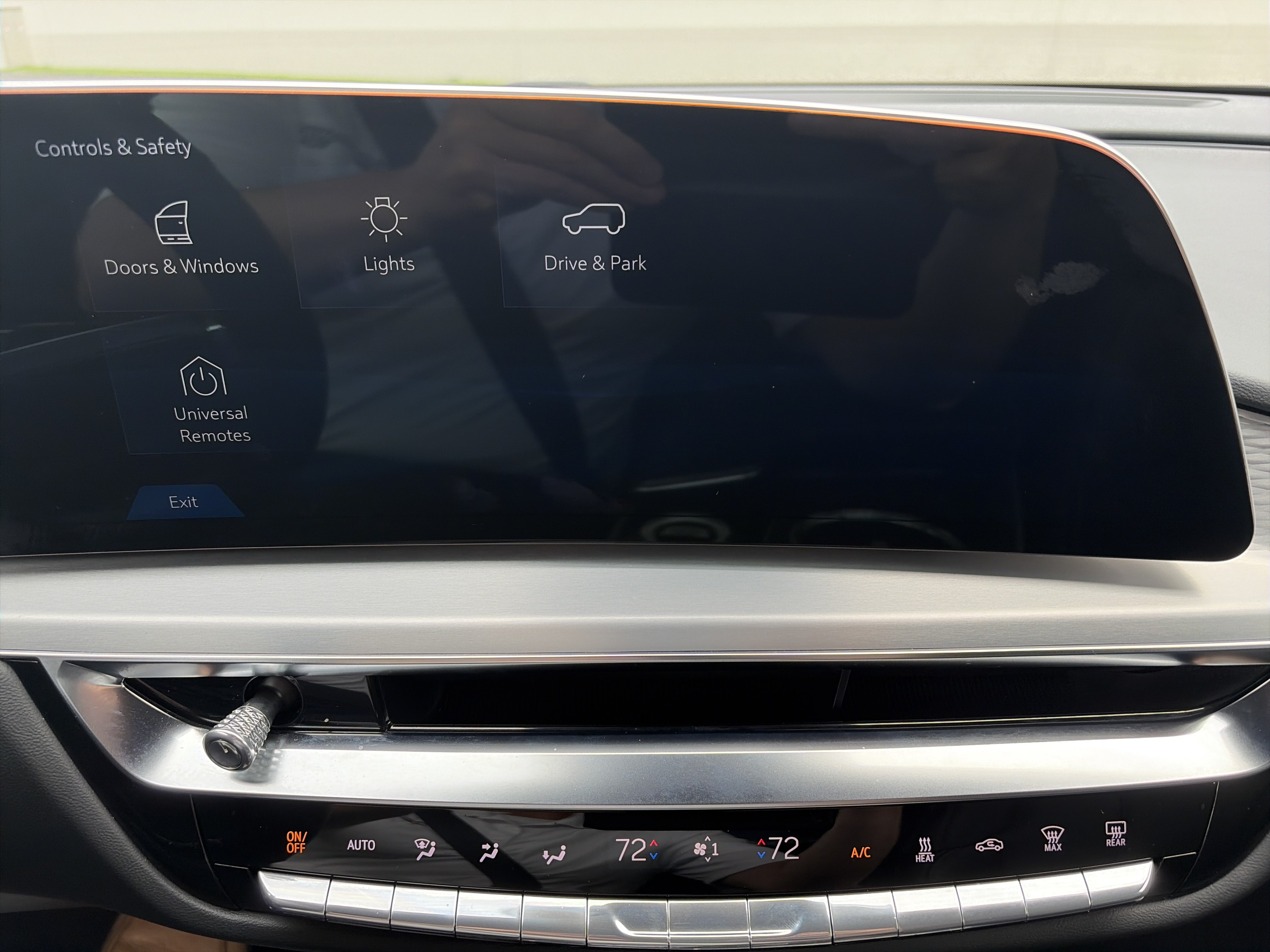 Used 2025 Cadillac Lyriq Sport w/ LPO, Floor Liner Package AWD/4WD image 24