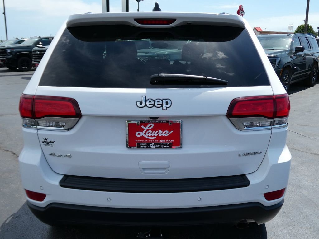 Used 2022 Jeep Grand Cherokee Laredo E AWD/4WD image 6
