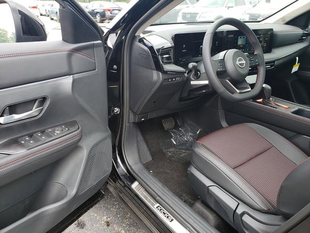 New 2025 Nissan Kicks SR w/ SR Premium Package image 11