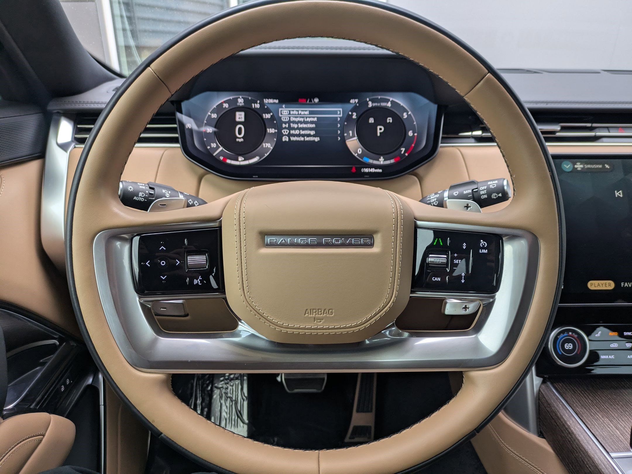 Certified 2023 Land Rover Range Rover SE image 15