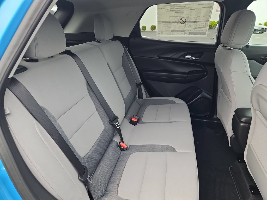New 2026 Chevrolet TrailBlazer LT w/ LT Cold Weather Package FWD image 27