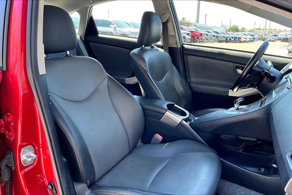 Used 2015 Toyota Prius Four FWD image 9