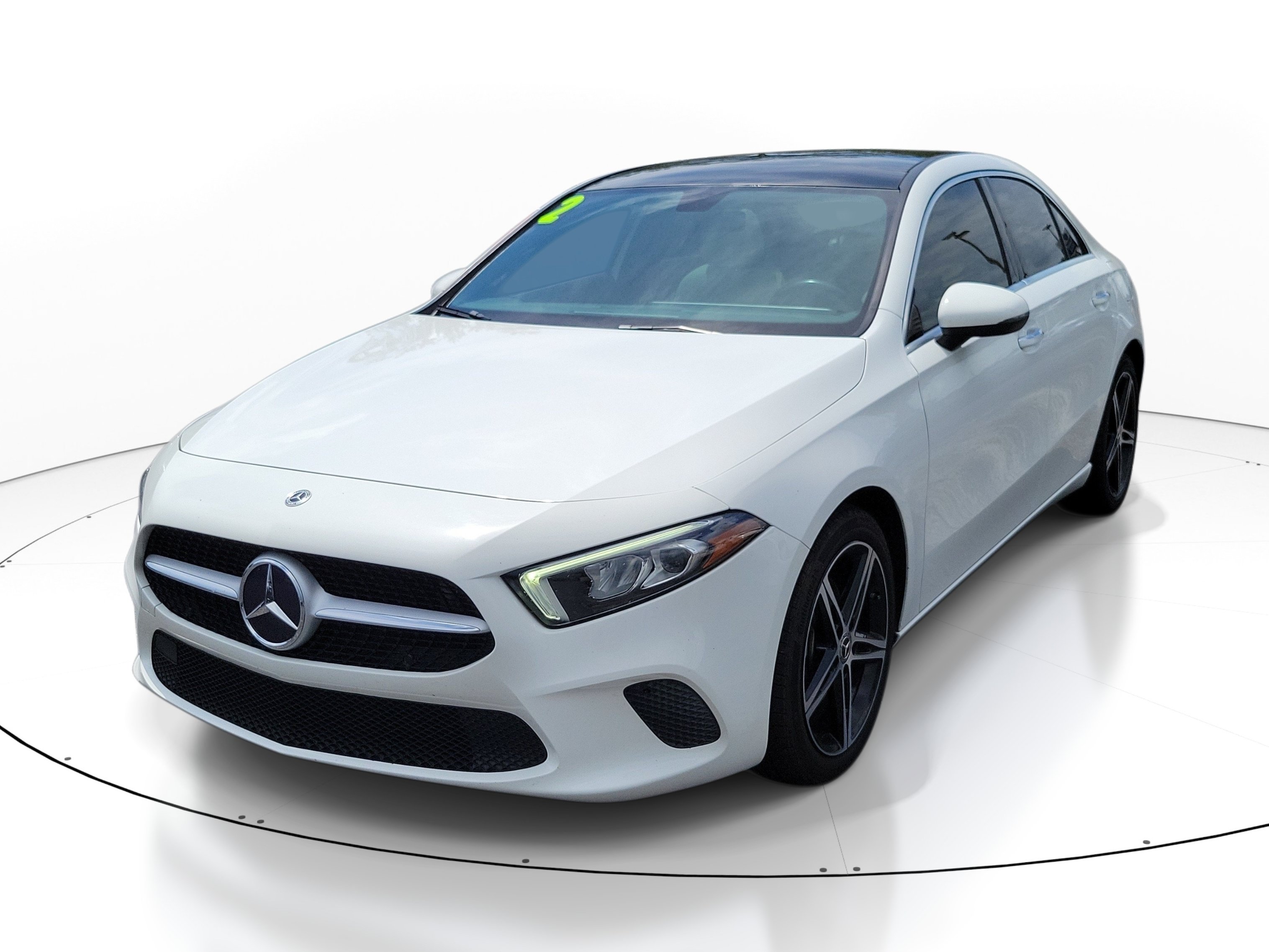 Used 2022 Mercedes-Benz A 220 image 3