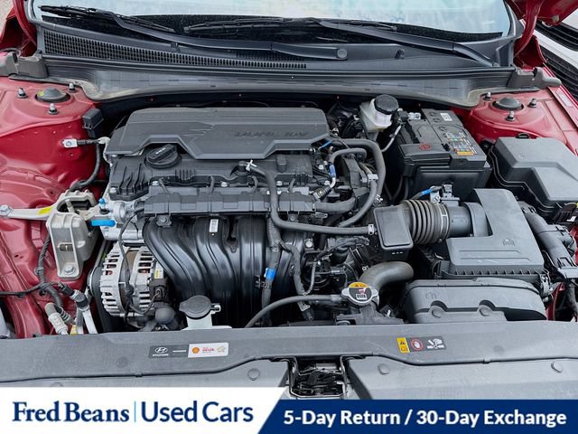 Certified 2025 Hyundai Elantra SEL FWD image 30