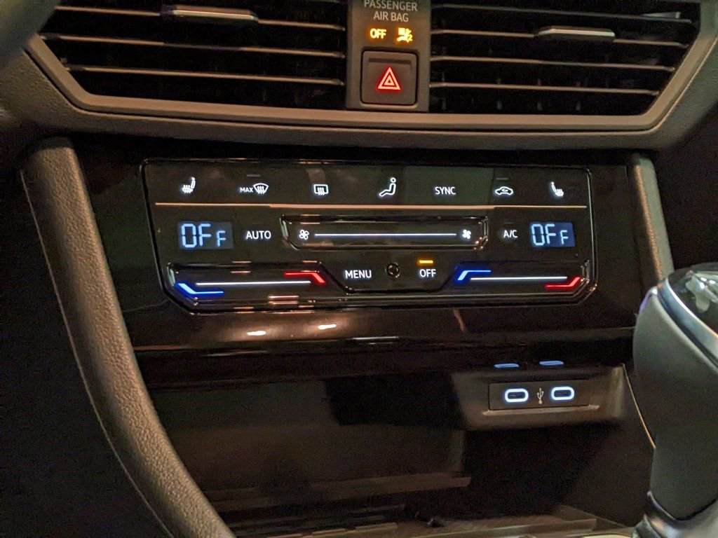 New 2026 Volkswagen Jetta SE FWD image 20