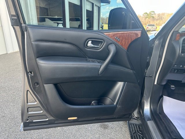 Used 2019 INFINITI QX80 Luxe w/ 22" Wheel Package image 16