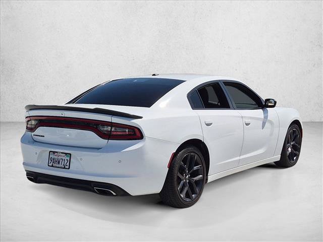 Used 2020 Dodge Charger SXT w/ Blacktop Package RWD image 5