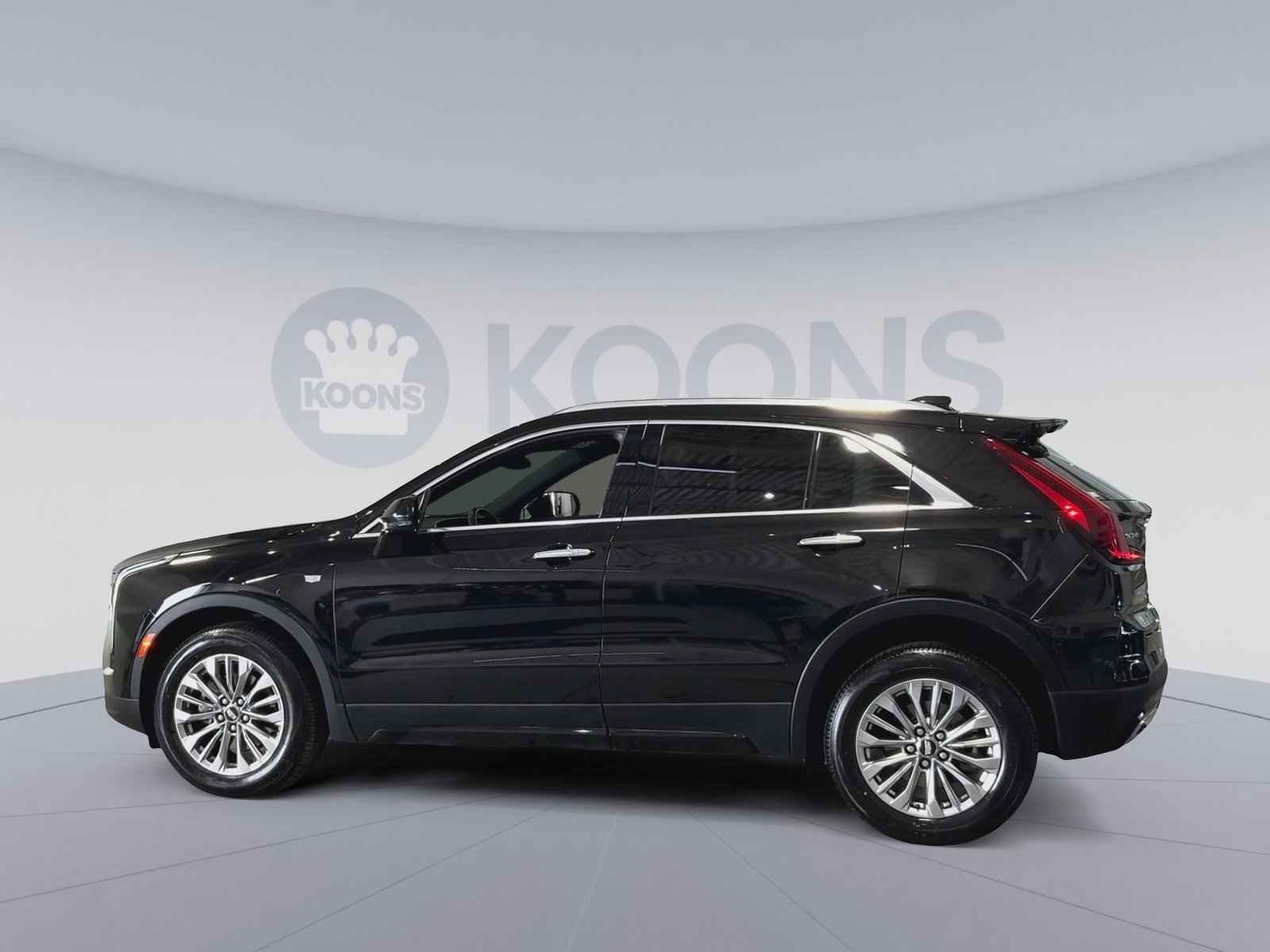 Used 2024 Cadillac XT4 Premium Luxury AWD/4WD image 8