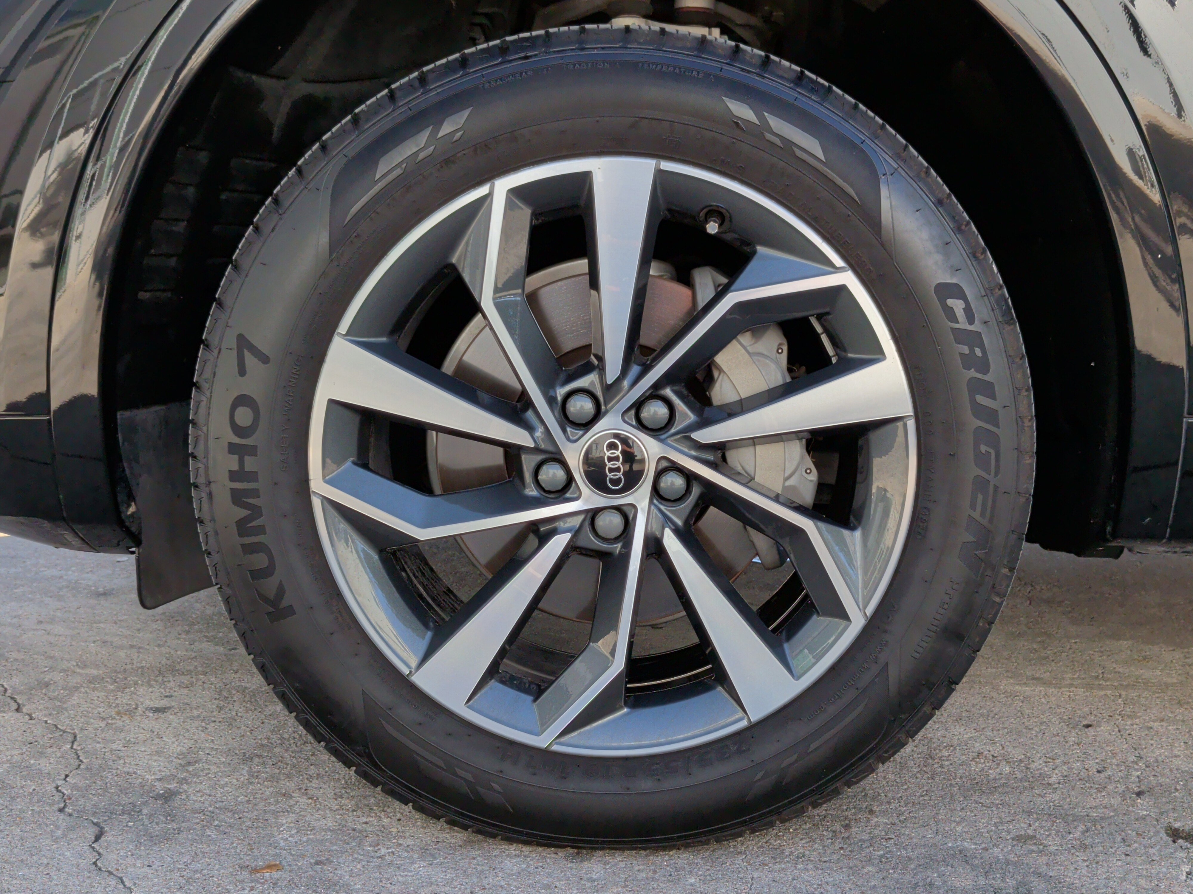 Certified 2023 Audi Q5 2.0T Premium w/ Convenience Package image 13