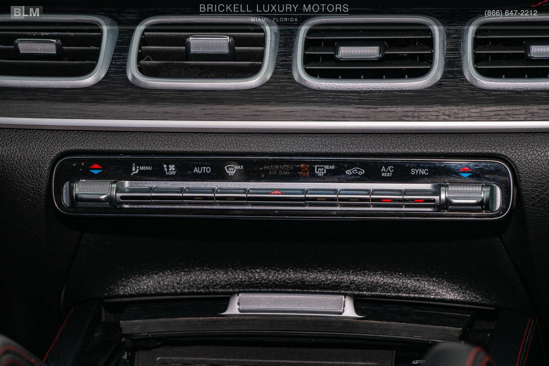 Used 2023 Mercedes-Benz GLE 53 AMG 4MATIC Coupe w/ AMG Night Package image 26