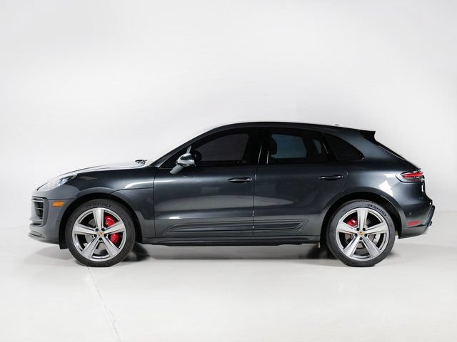 Certified 2025 Porsche Macan S AWD/4WD image 2
