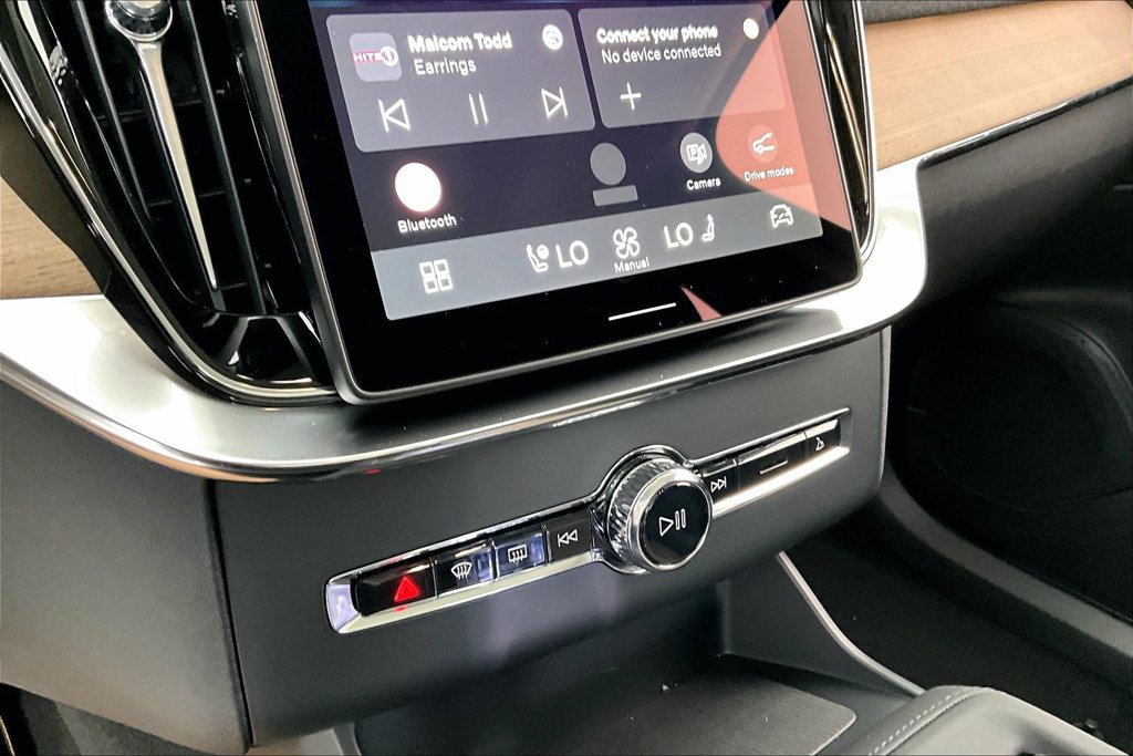New 2026 Volvo XC90 B5 Plus AWD/4WD image 27