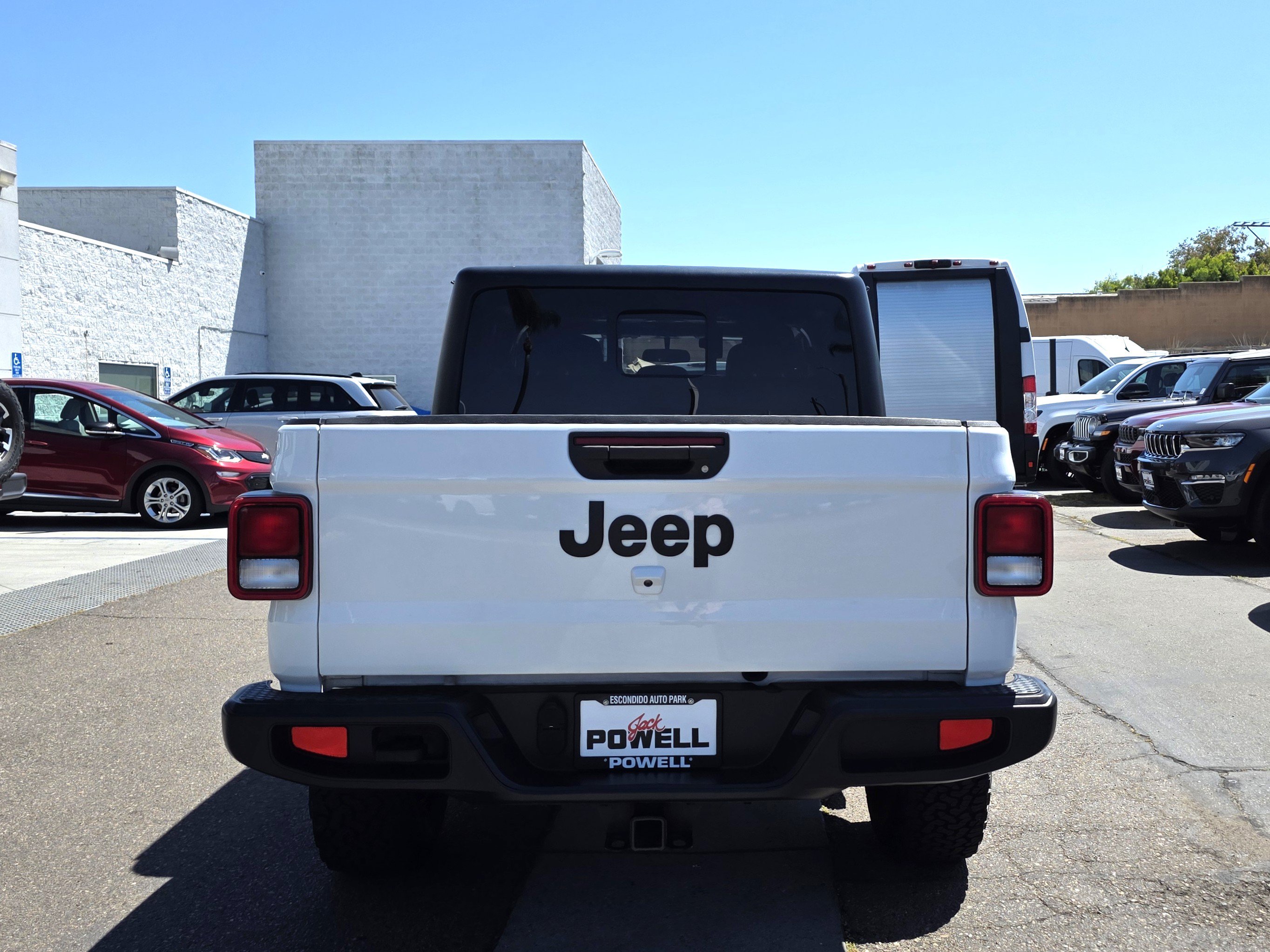 Used 2022 Jeep Gladiator Sport AWD/4WD image 4