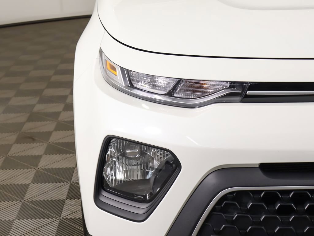 Used 2021 Kia Soul LX FWD image 10