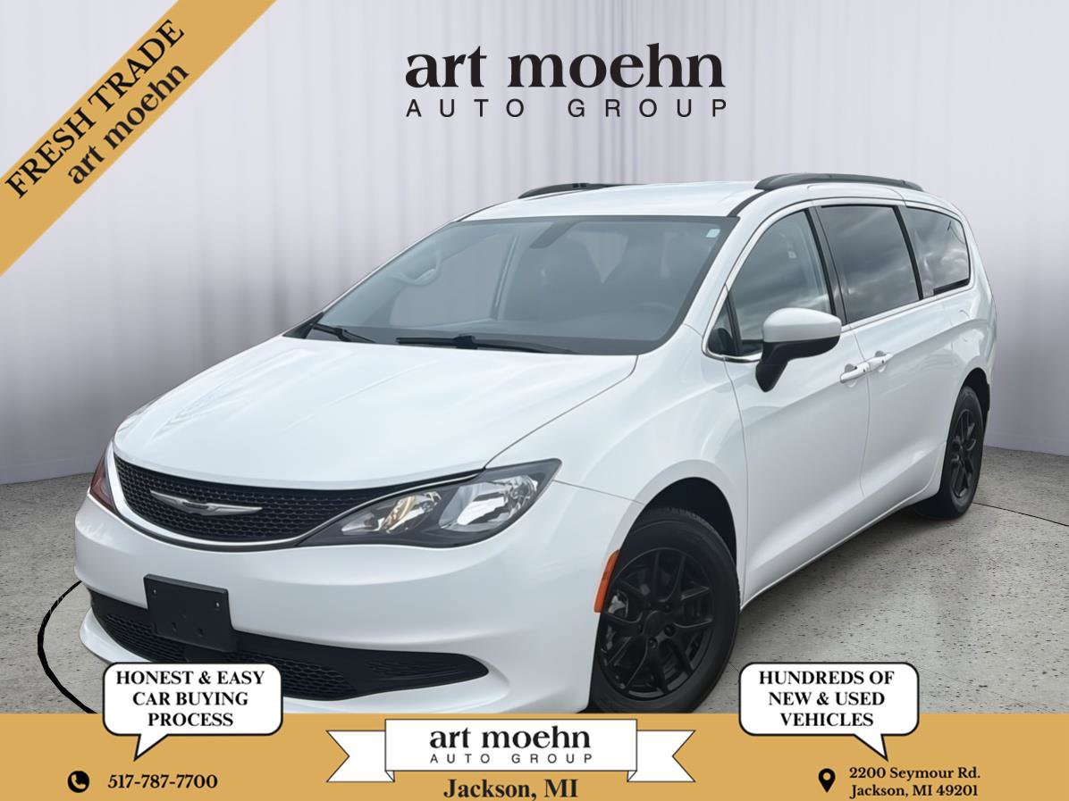 Used 2021 Chrysler Voyager Lxi FWD image 1