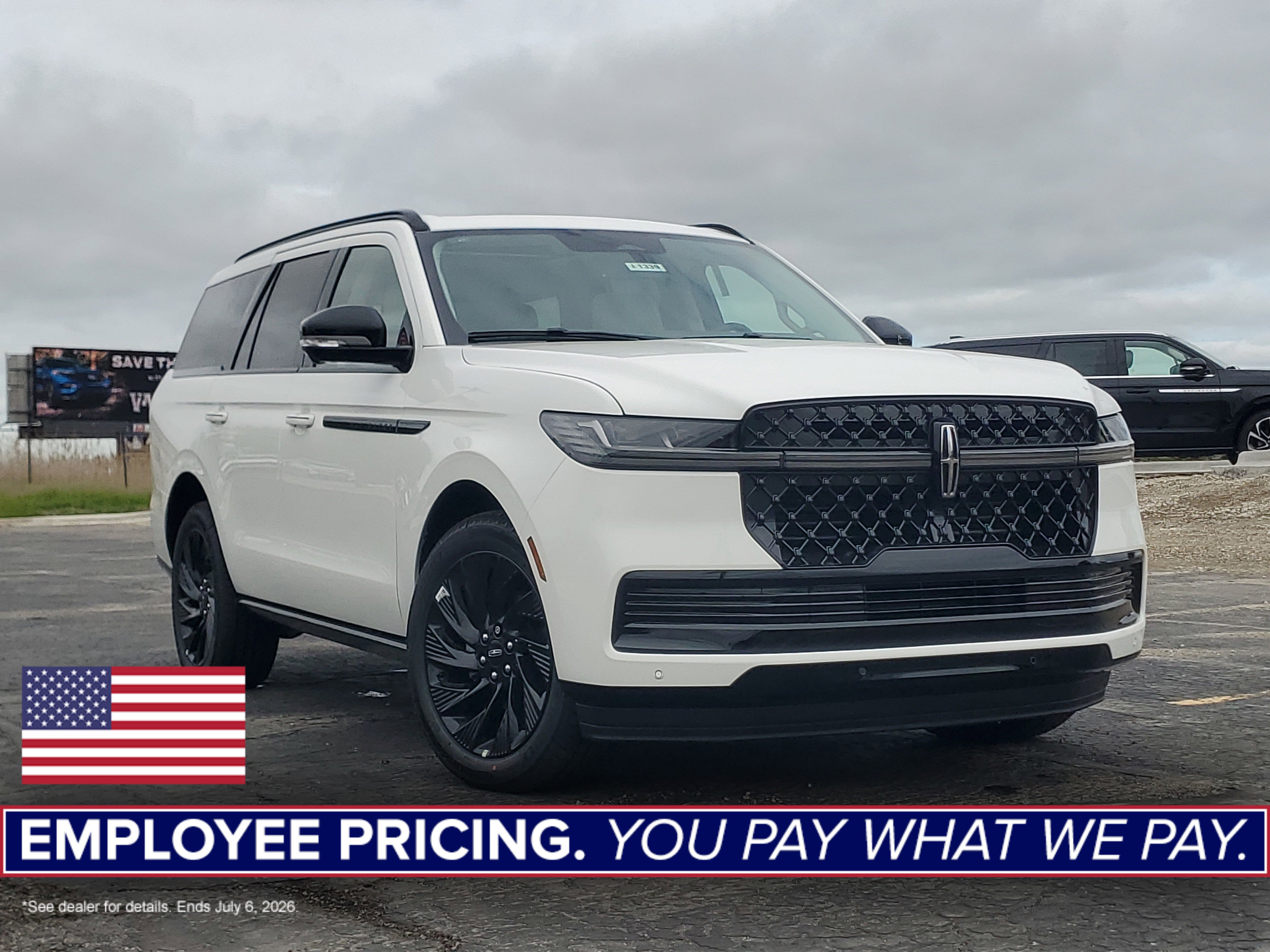 New 2026 Lincoln Navigator Reserve w/ Jet Appearance Package AWD/4WD image 1