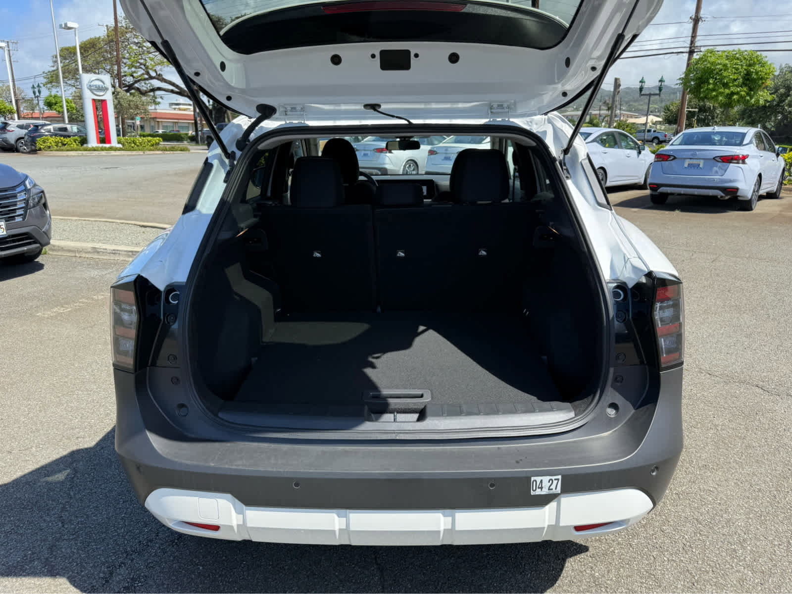 Used 2025 Nissan Kicks SV image 11