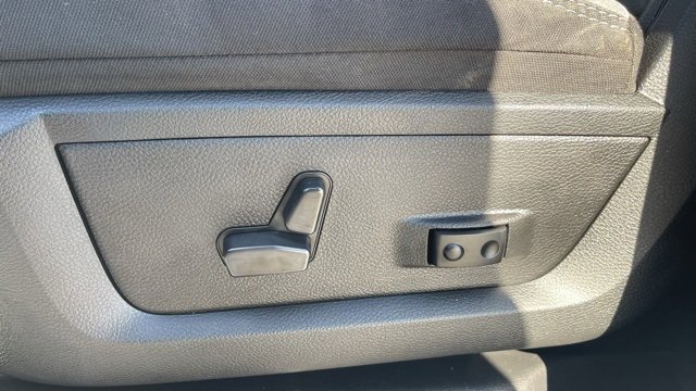 Used 2024 RAM 2500 Big Horn w/ Off Road Package image 10