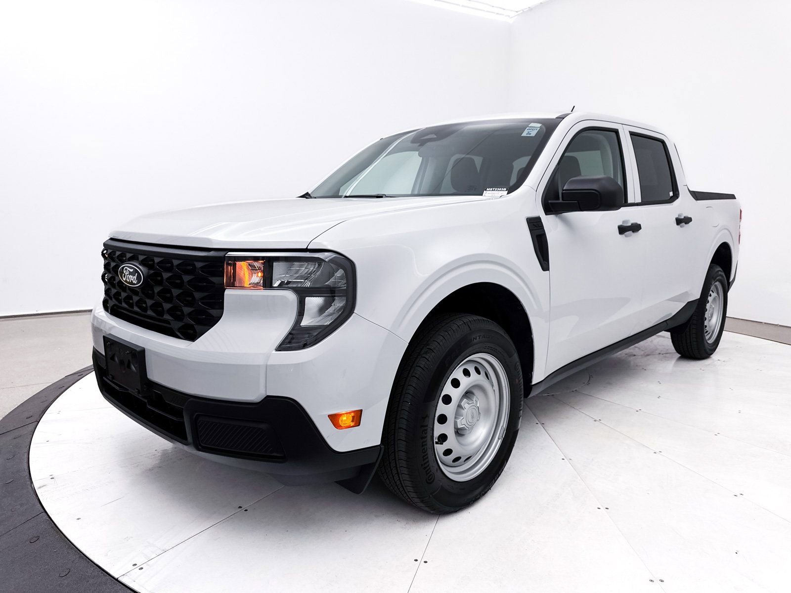 Used 2025 Ford Maverick XL w/ Equipment Group 102A image 14