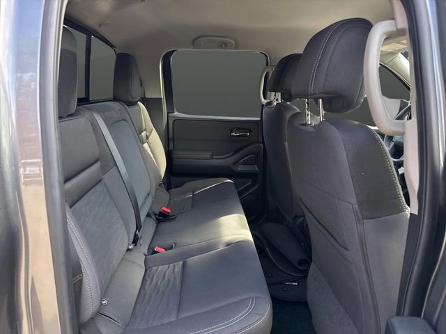 Used 2024 Nissan Frontier SV w/ SV Convenience Package image 28