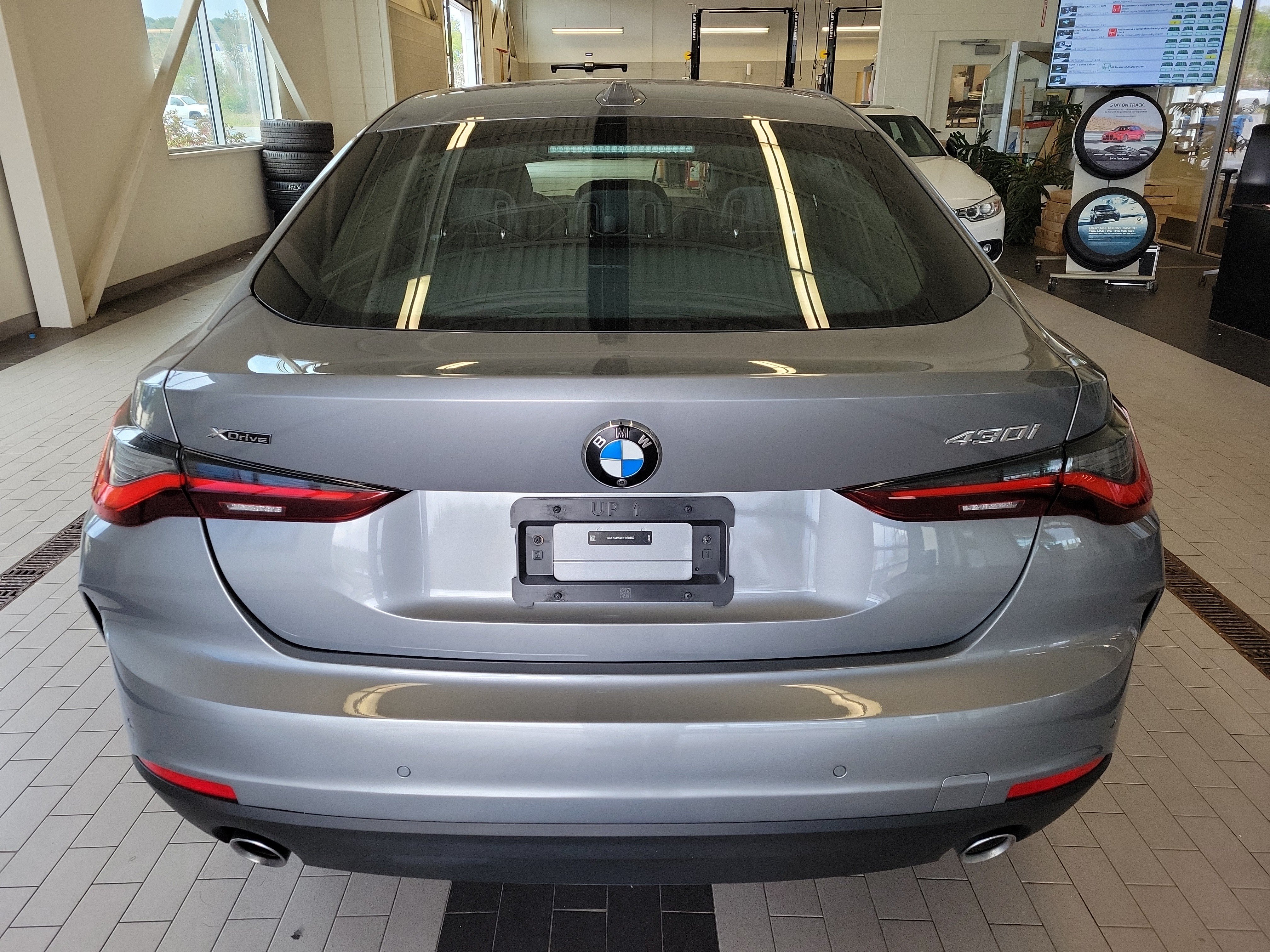 Used 2024 BMW 430i Gran Coupe xDrive w/ Premium Package AWD/4WD image 6