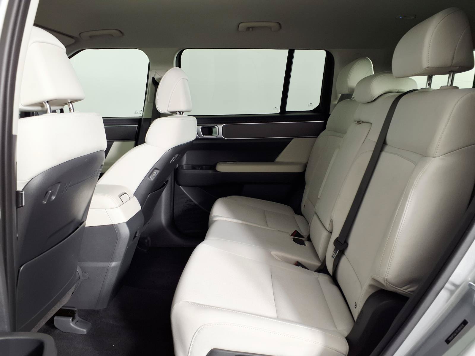 Certified 2026 Hyundai Santa Fe SE FWD image 14