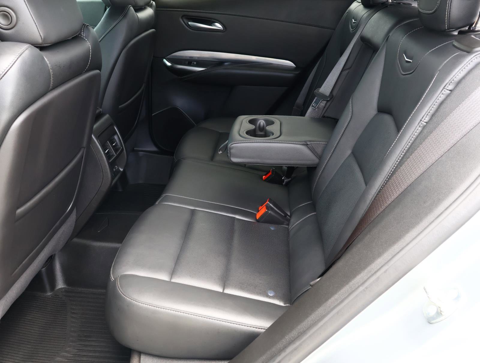 Used 2025 Cadillac XT4 Premium Luxury w/ Technology Package FWD image 26