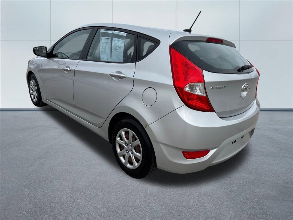 Used 2014 Hyundai Accent GS image 3