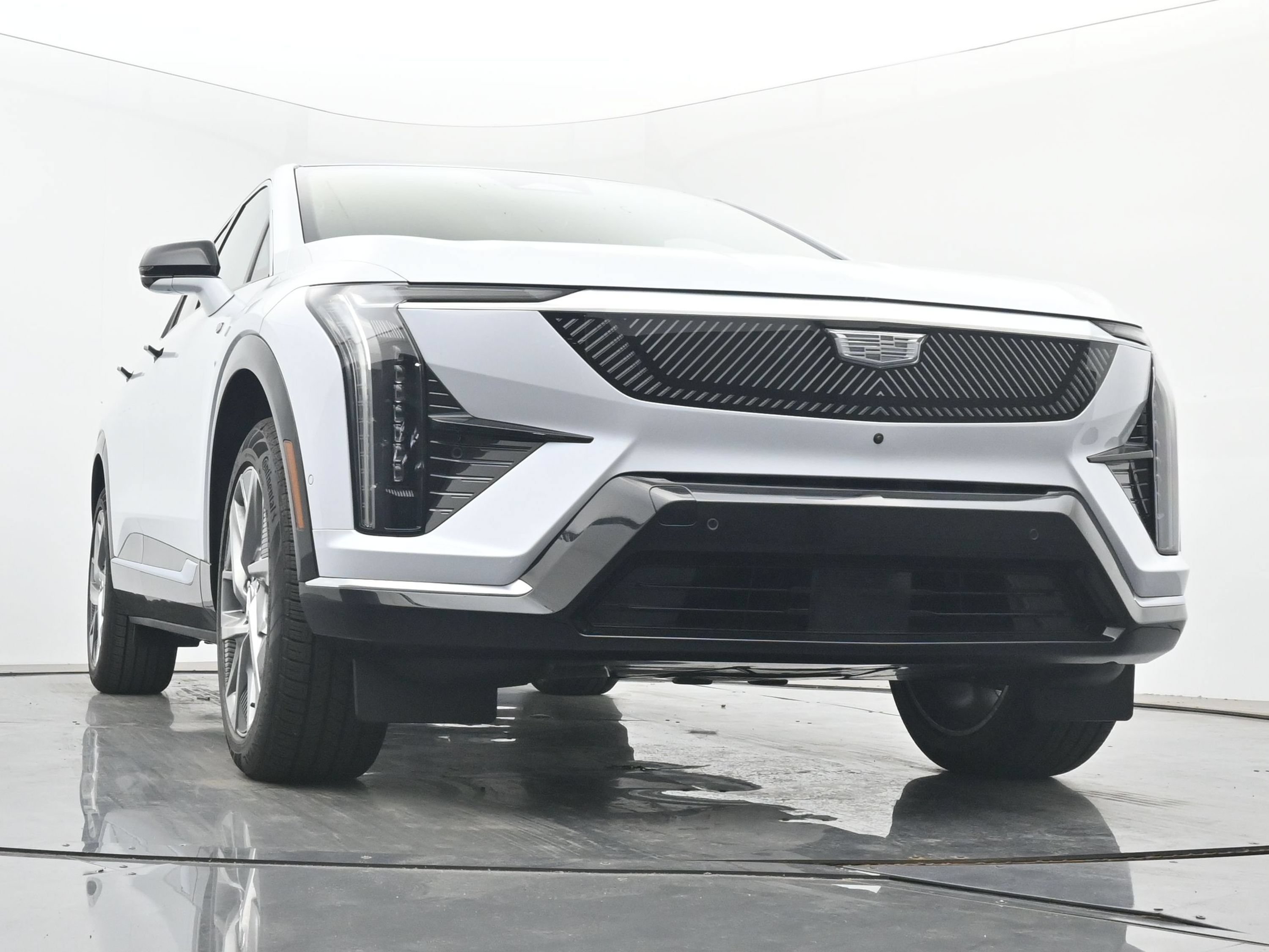 New 2026 Cadillac Optiq Luxury 1 w/ LPO, Floor Liner Package AWD/4WD image 22