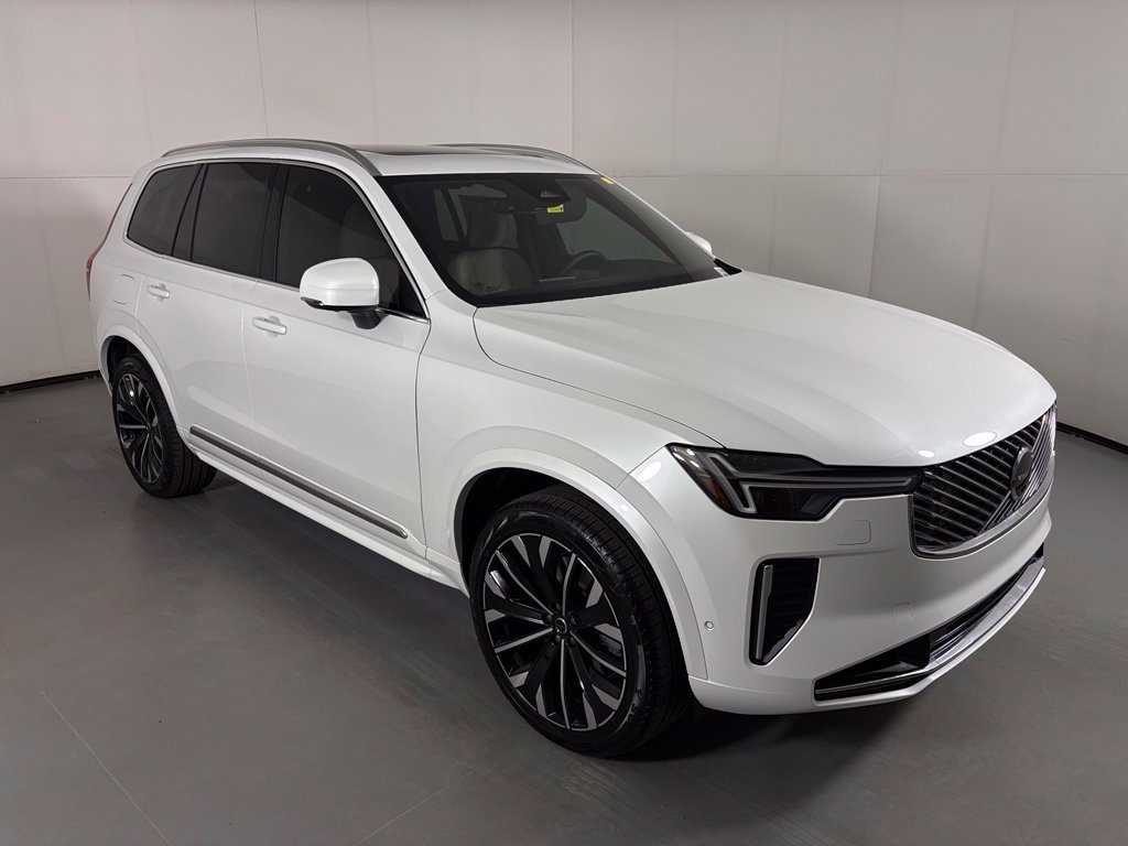 New 2026 Volvo XC90 T8 Plus w/ Protection Package AWD/4WD image 2