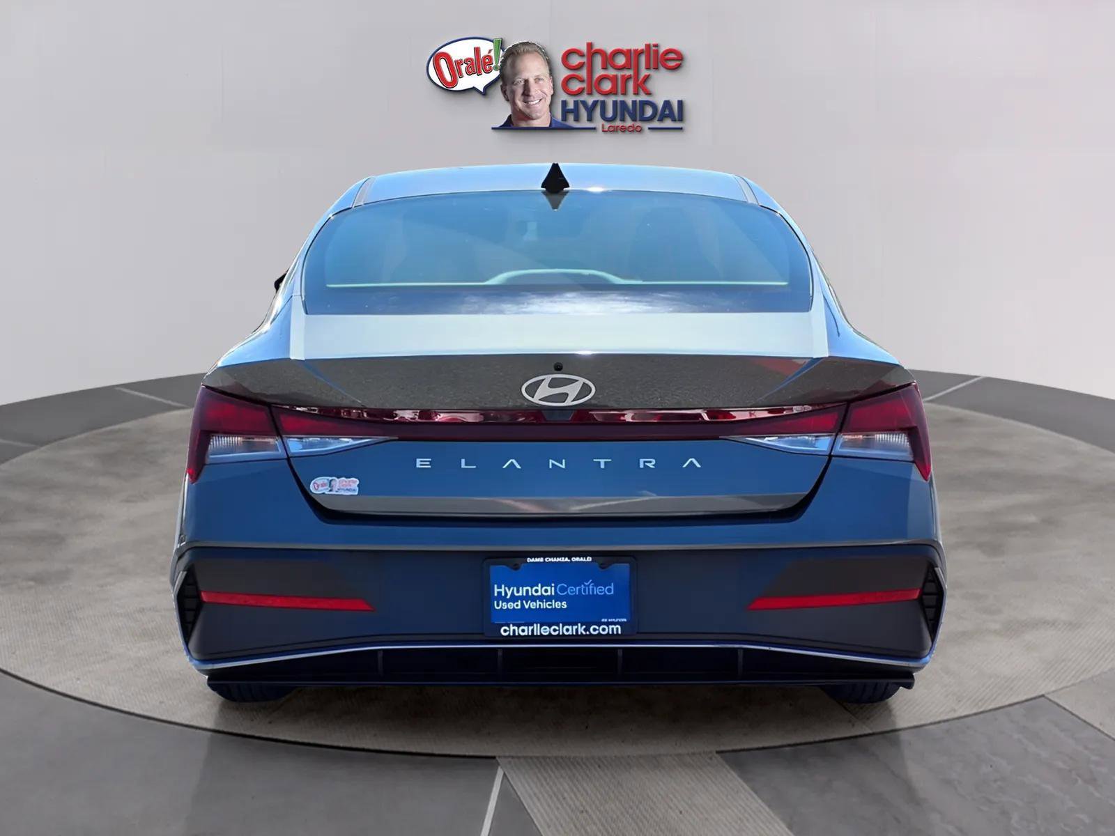 Certified 2024 Hyundai Elantra SE image 4