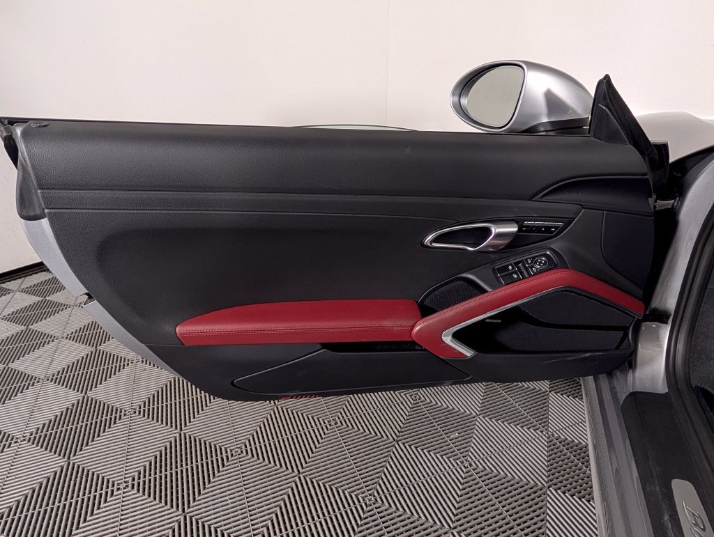Certified 2019 Porsche 718 Boxster RWD image 21