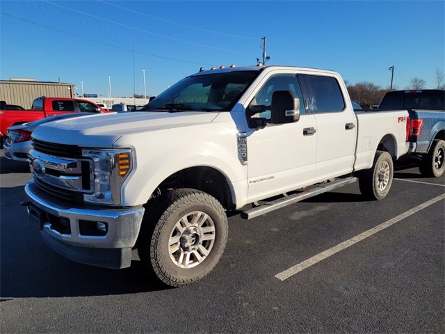 Used 2019 Ford F350 XLT w/ XLT Value Package image 3