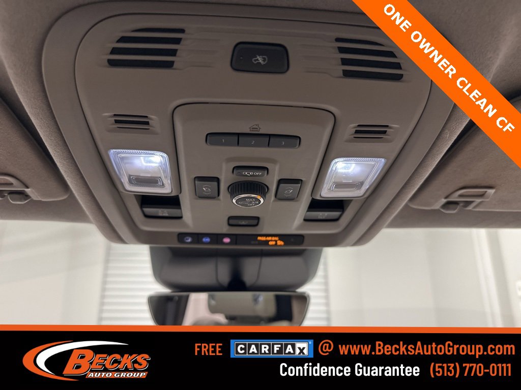 Used 2022 Cadillac Escalade Premium Luxury Platinum image 25