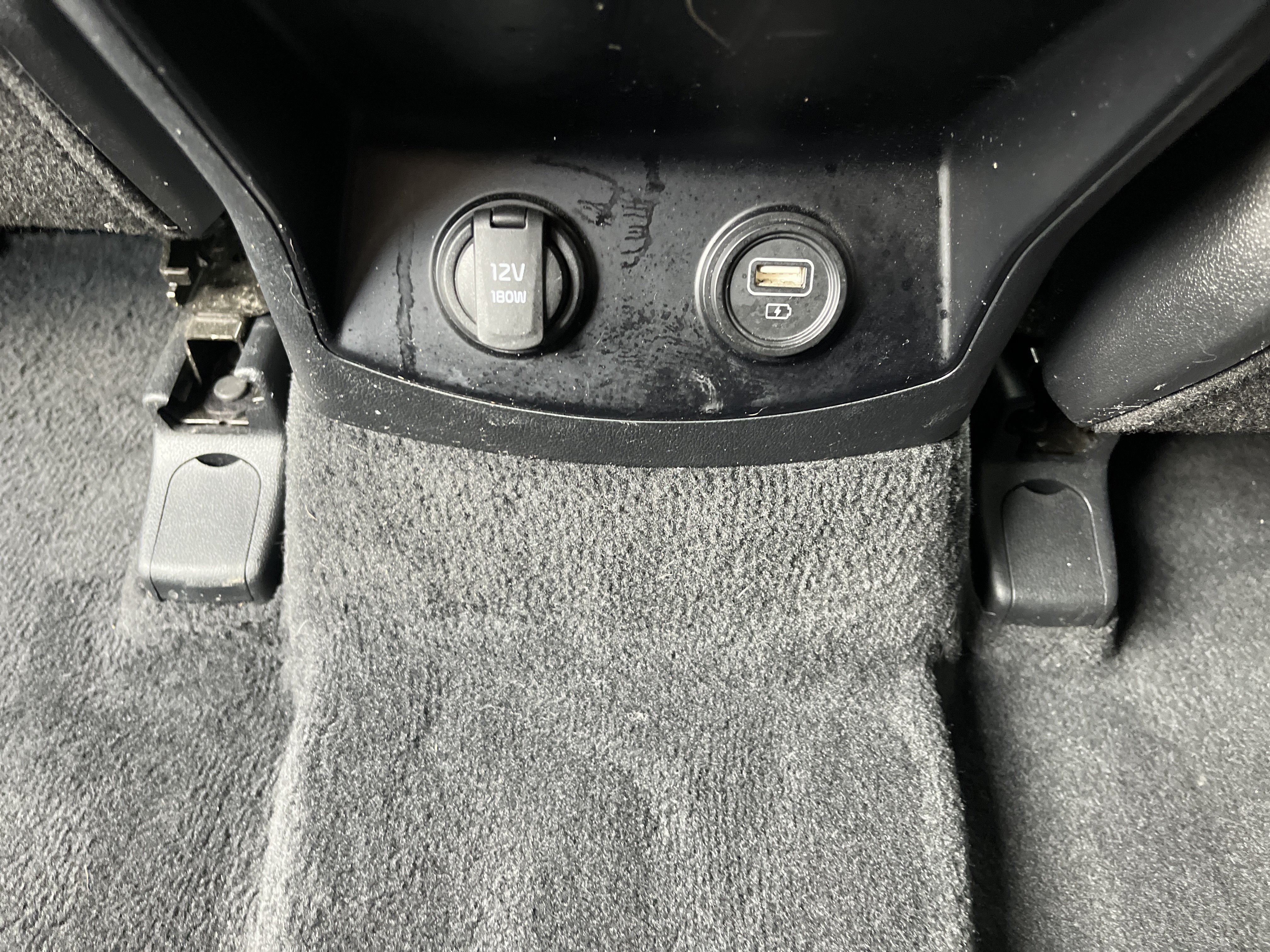 Used 2023 Kia Sorento S FWD image 15