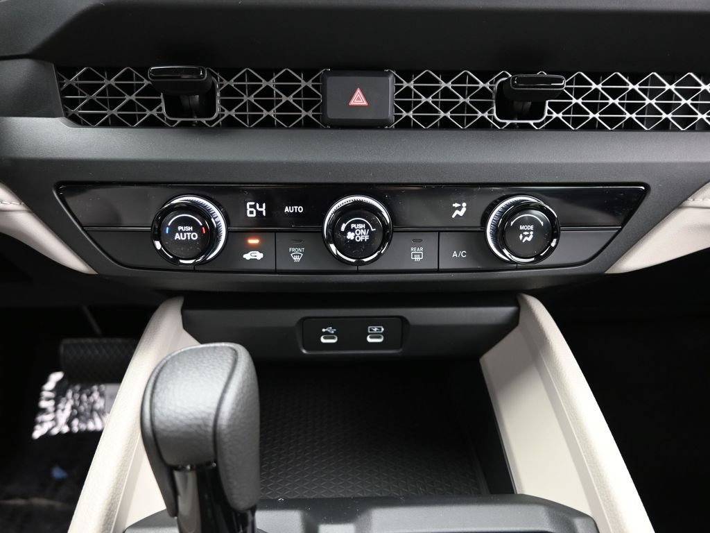 Used 2025 Honda Accord LX image 29