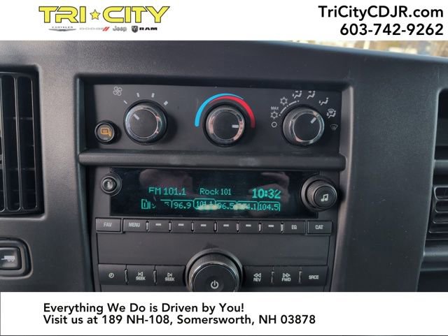 Used 2024 GMC Savana 2500 w/ Driver Convenience Package image 21