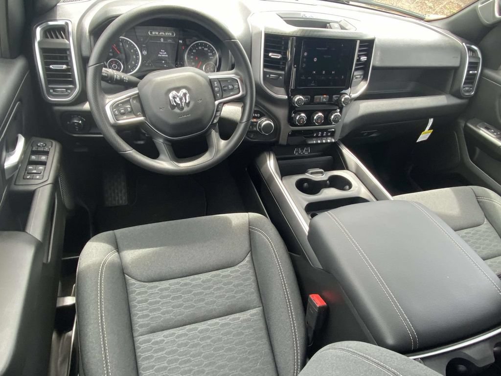New 2026 RAM 1500 Express AWD/4WD image 40