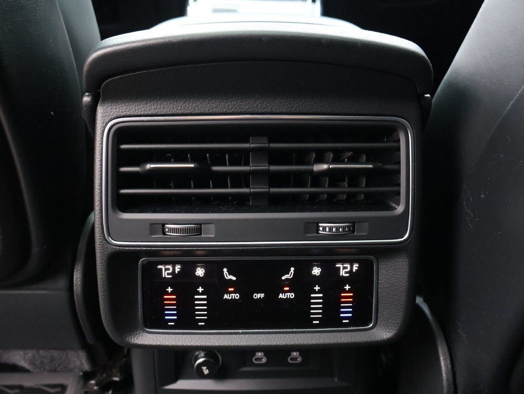 Used 2022 Audi SQ8 Premium Plus AWD/4WD image 15