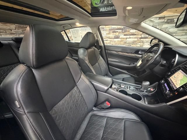 Used 2016 Nissan Maxima Platinum FWD image 16