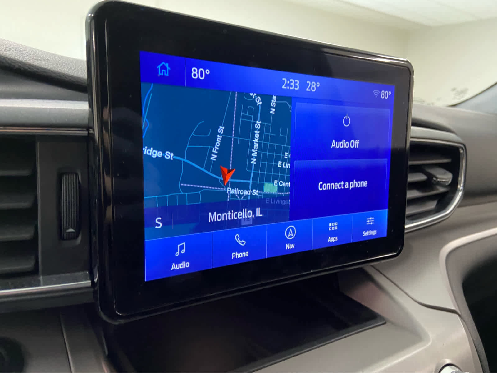 Used 2023 Ford Explorer XLT w/ Equipment Group 202A image 28