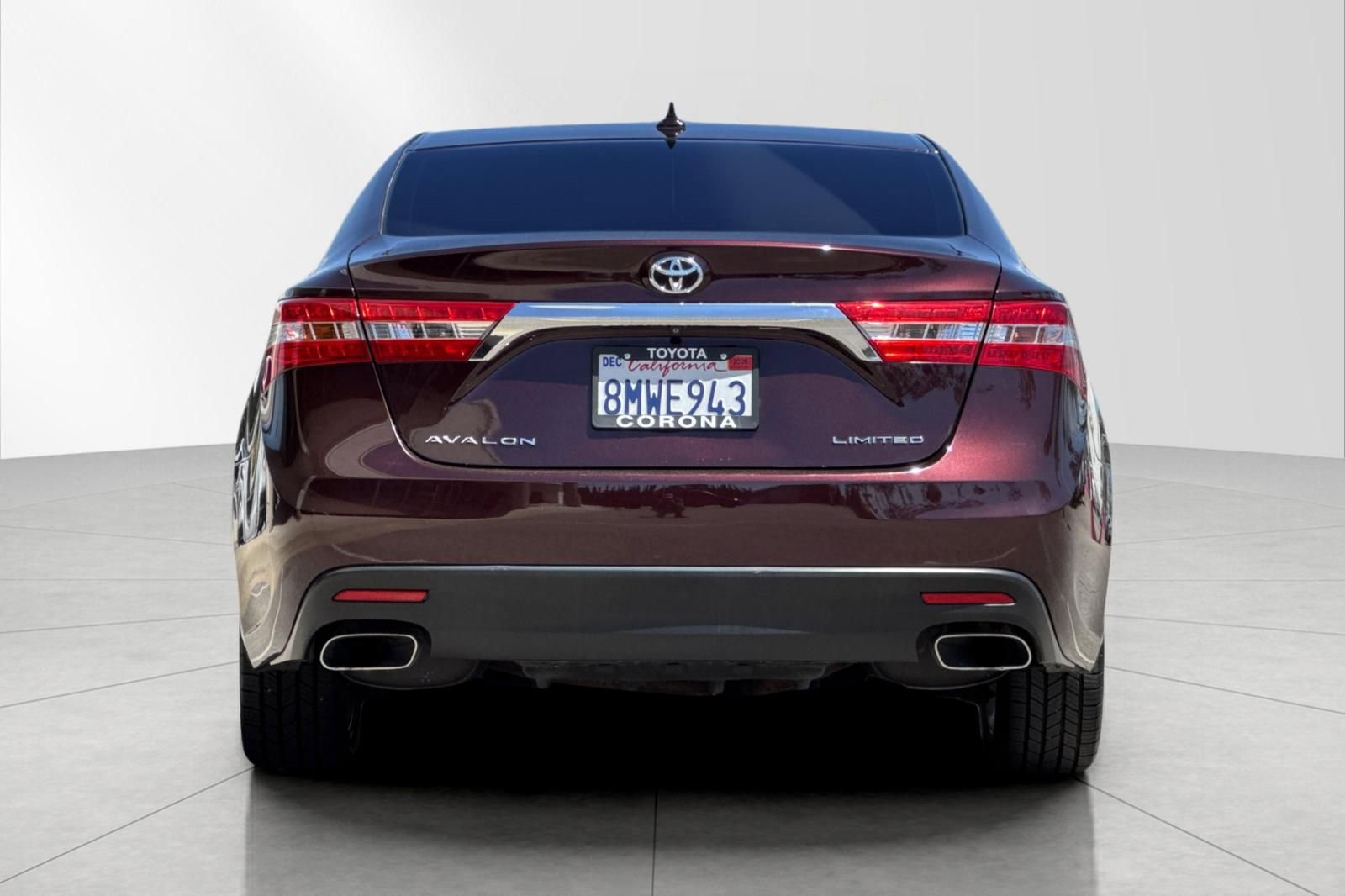 Used 2014 Toyota Avalon Limited FWD image 4