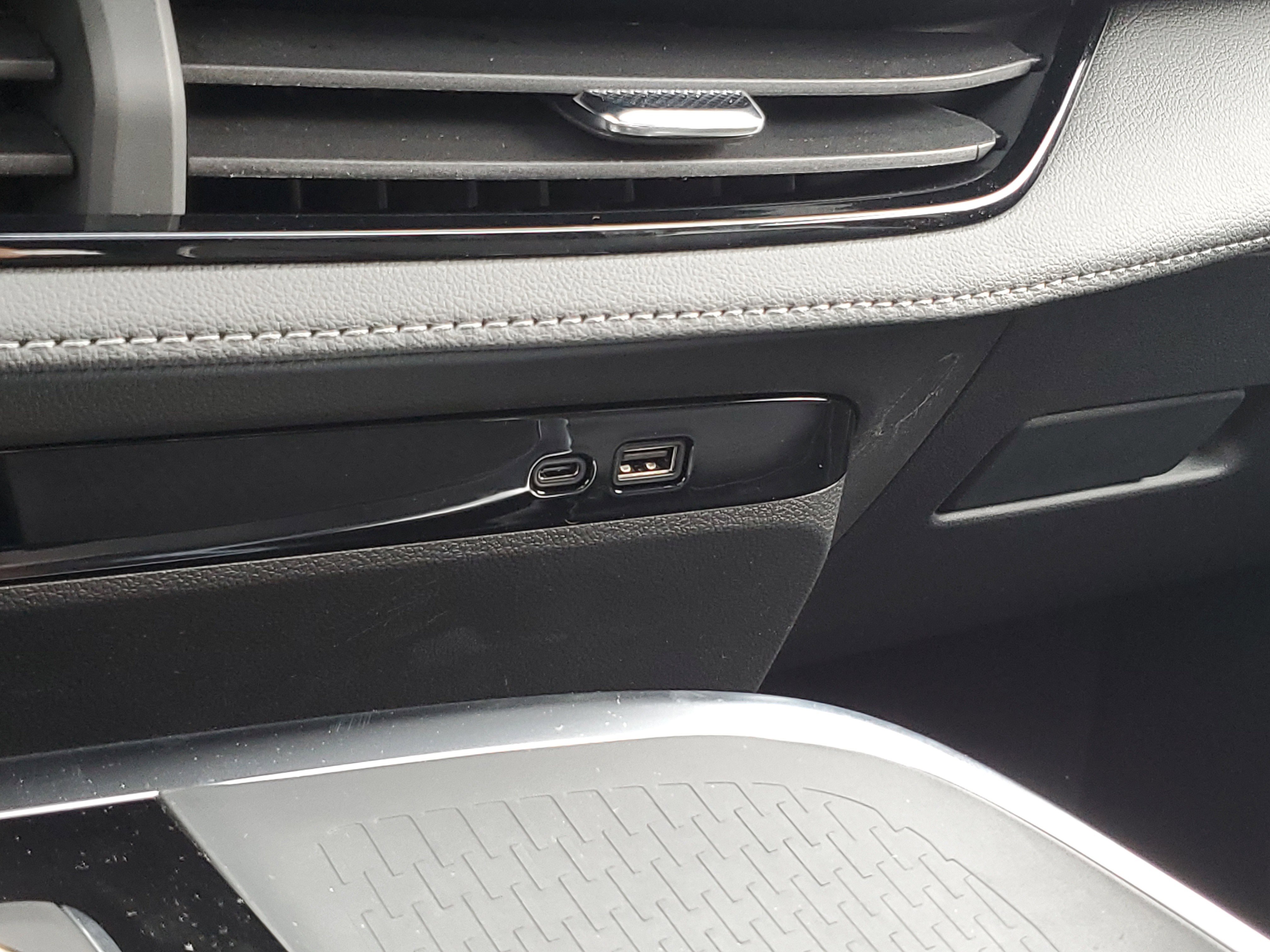 New 2026 Buick Enclave Sport Touring w/ Power Package image 22