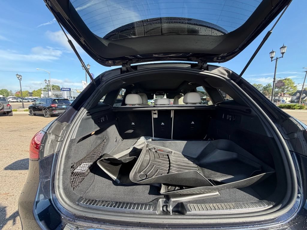 Used 2023 Mercedes-Benz GLC 300 4MATIC image 13