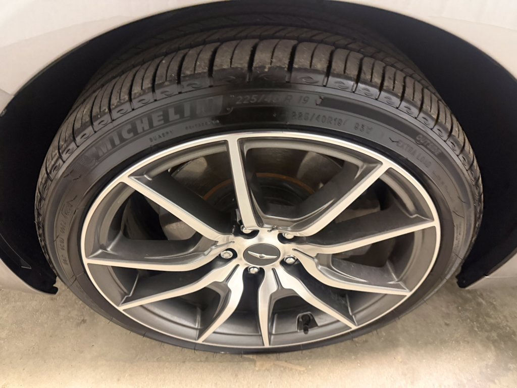 Used 2023 Genesis G70 3.3T AWD/4WD image 10