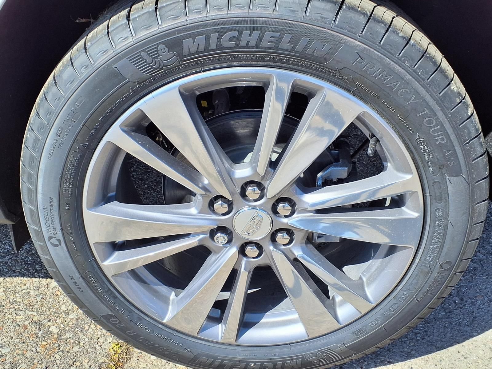 New 2026 Cadillac XT5 Premium Luxury w/ LPO, Floor Liner Package AWD/4WD image 10