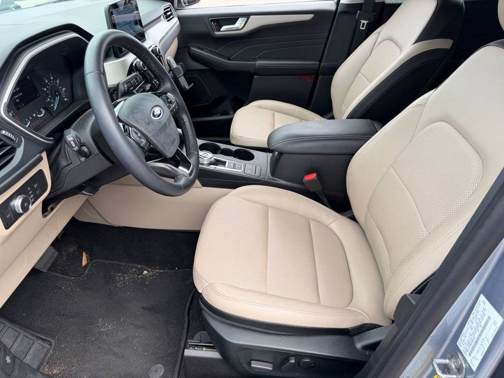 Used 2022 Ford Escape SEL FWD image 24