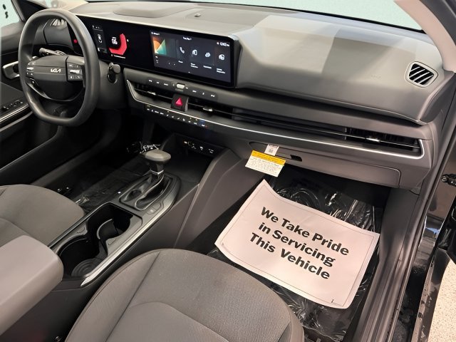 Used 2025 Kia K4 FWD image 10