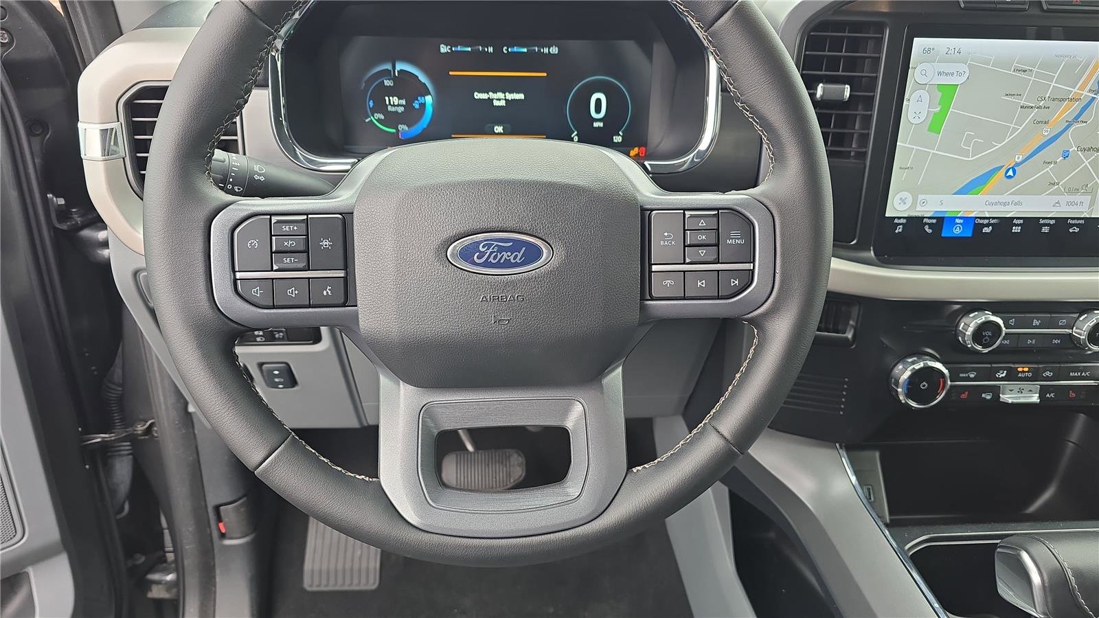 Used 2023 Ford F150 Lightning XLT image 14